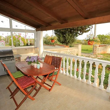 Casa vacanze Holiday Klara Ližnjan